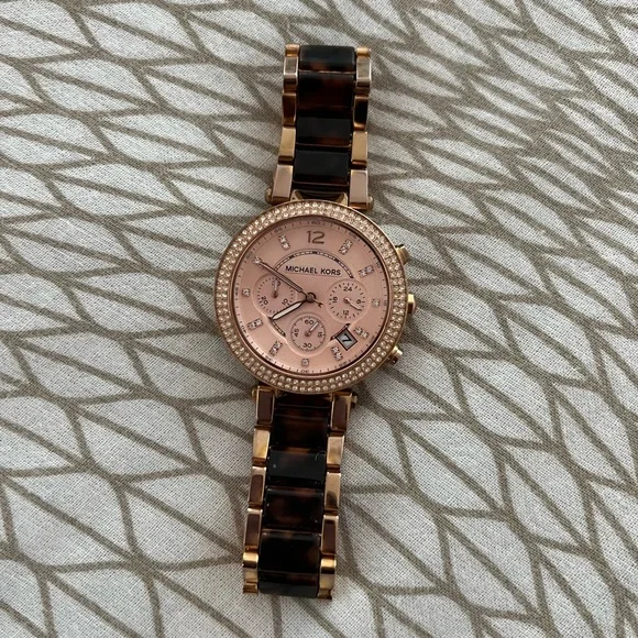 Michael Kors GORGEOUS WATCH - Rose gold Amazon.com: Michael Kors Women main image 2
